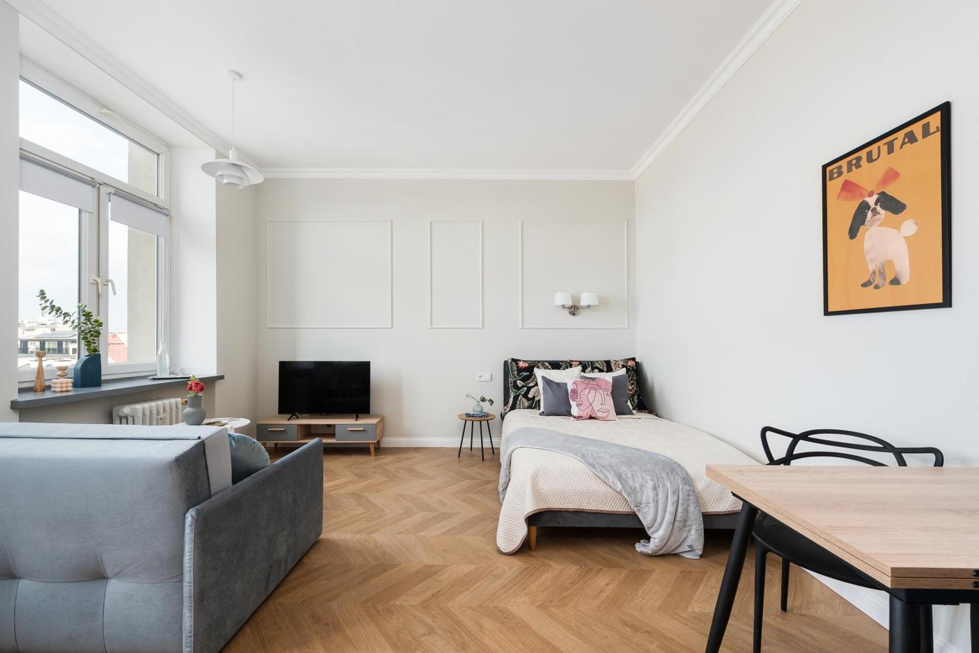 Azure Haven Old Town Apartment